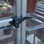 ידית סגירת החממה